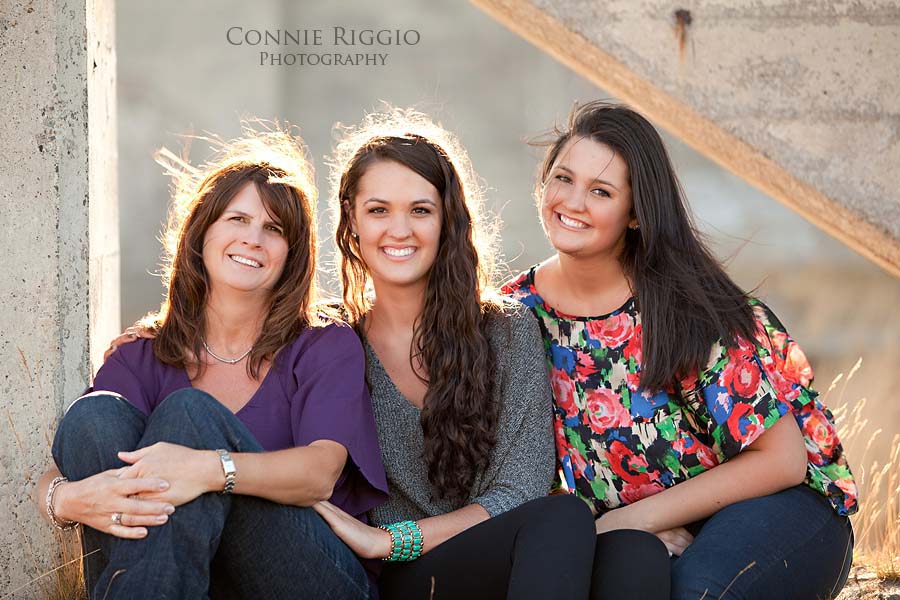 Mom and Daughters Tacoma Family Photographer