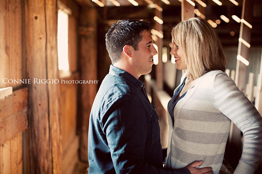 Phil looking at Stephanie Tacoma Orting Family Photographer