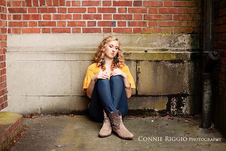 Artistic Tacoma Curtis Senior Portraits Photographer