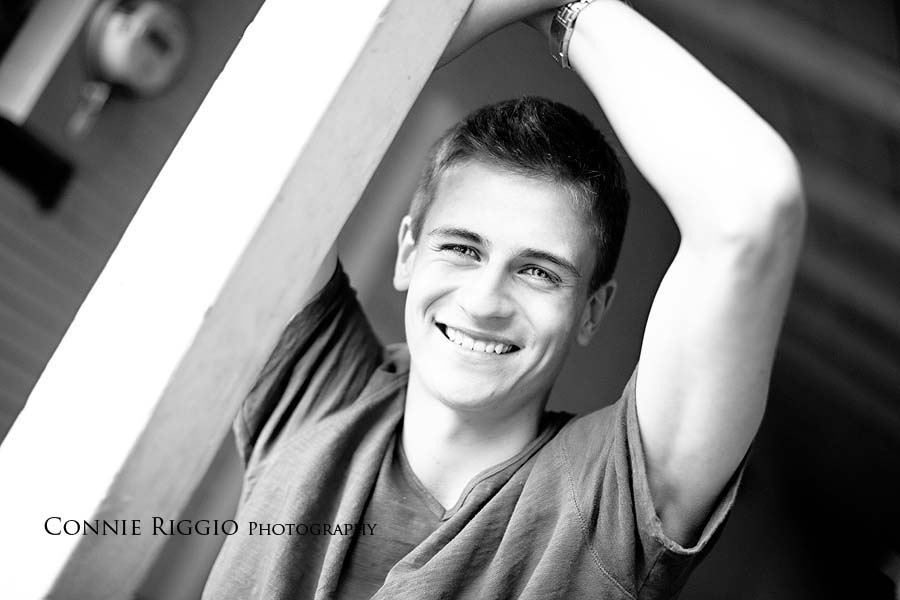 Tacoma Gig Harbor Senior Pictures Portraits Photographer