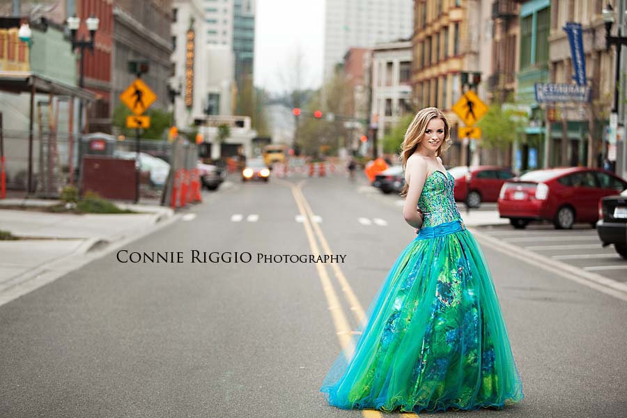 Tacoma Puyallup Senior Photographer
