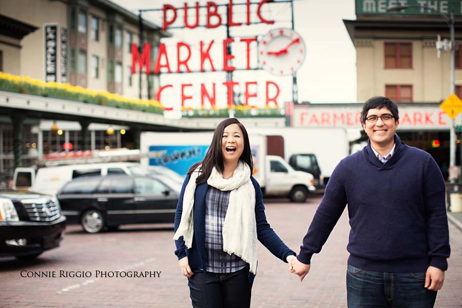 Engagement Seattle UW Pick Place Market Post Alley Photo