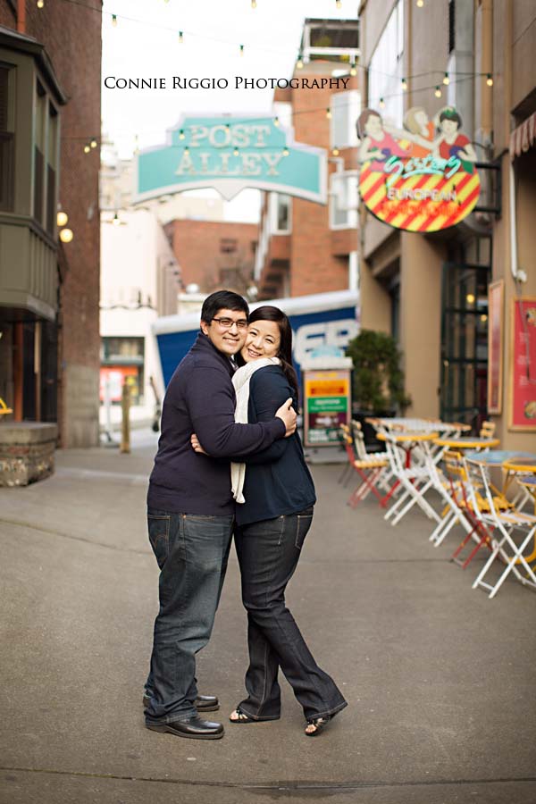 Engagement Seattle UW Pick Place Market Post Alley Photo