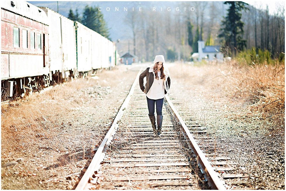 Girl Senior Bellarmine Prep Tacoma Photographer Rachel_0004.jpg