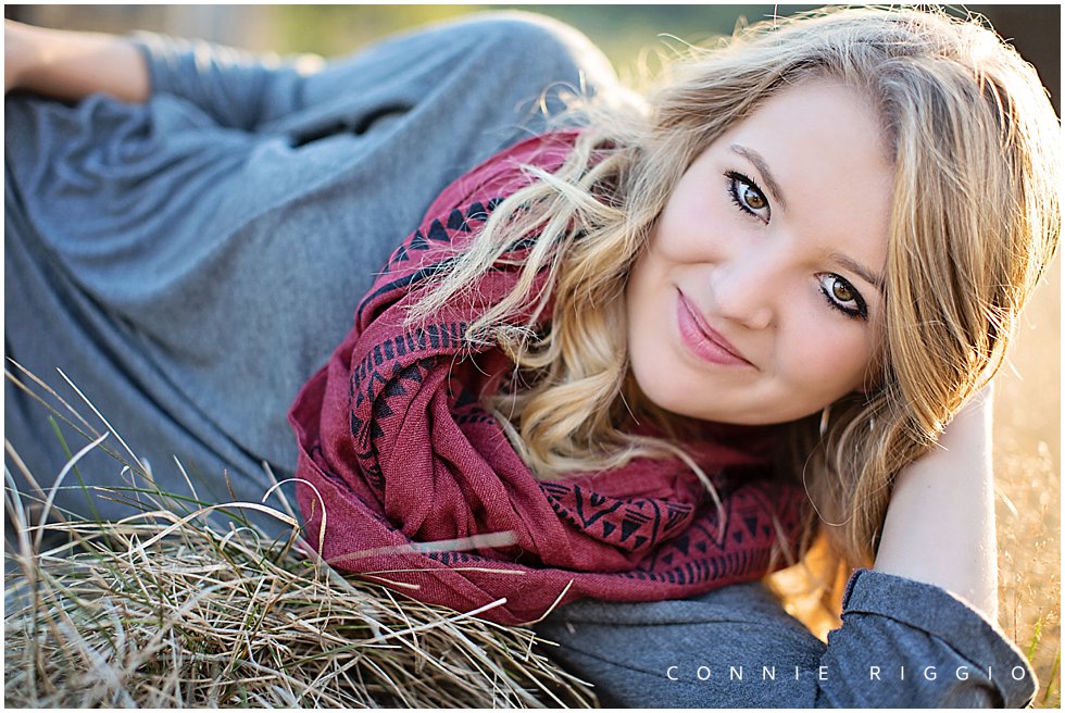 Girl Senior Bellarmine Prep Tacoma Photographer Sydney_0014.jpg