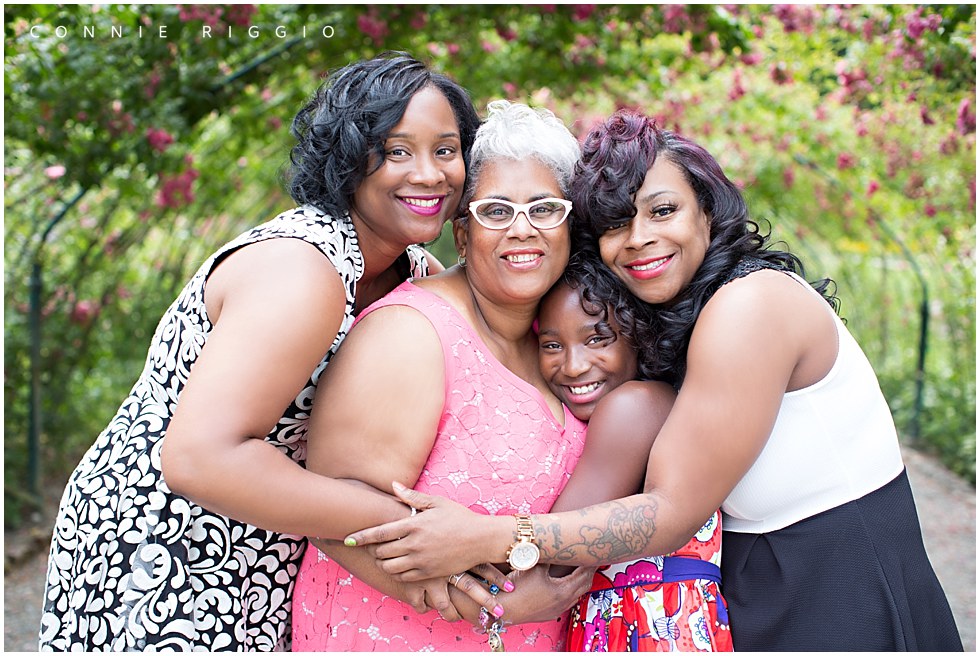 Family Tacoma Photographer Shunte_0001.jpg