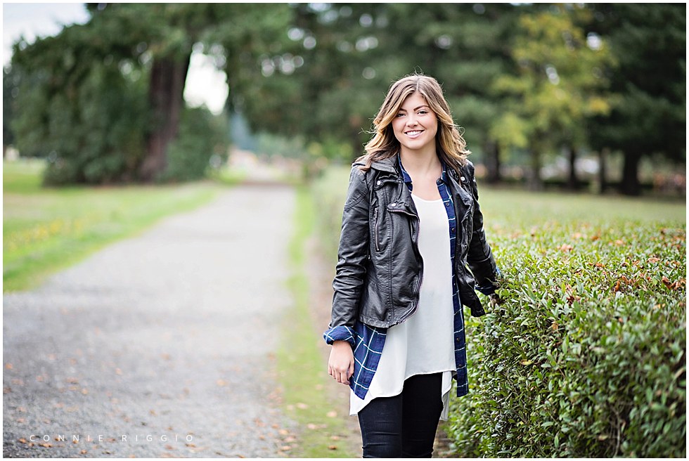 Girl Senior Gig Harbor High School Tacoma Photographer Maren_0002.jpg