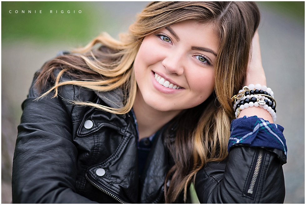 Girl Senior Gig Harbor High School Tacoma Photographer Maren_0004.jpg