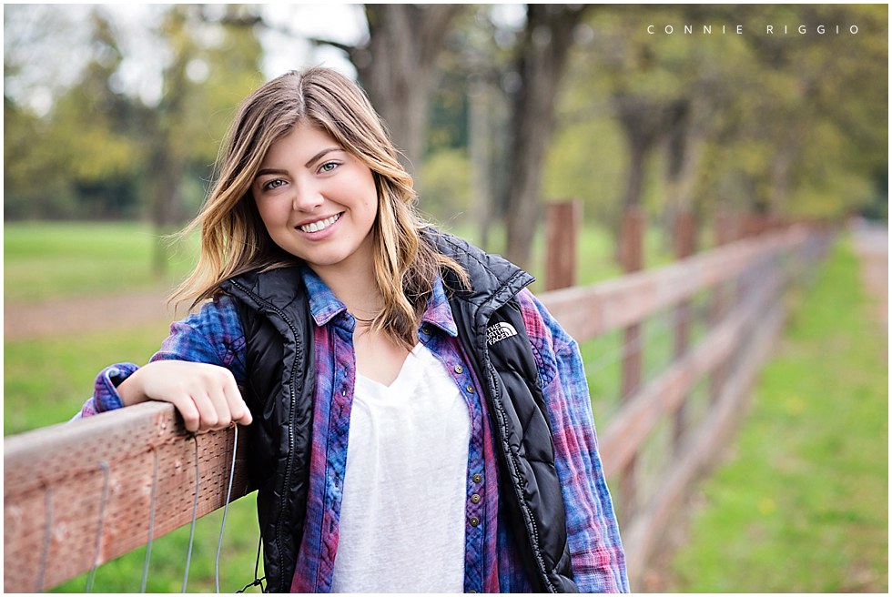 Girl Senior Gig Harbor High School Tacoma Photographer Maren_0006.jpg