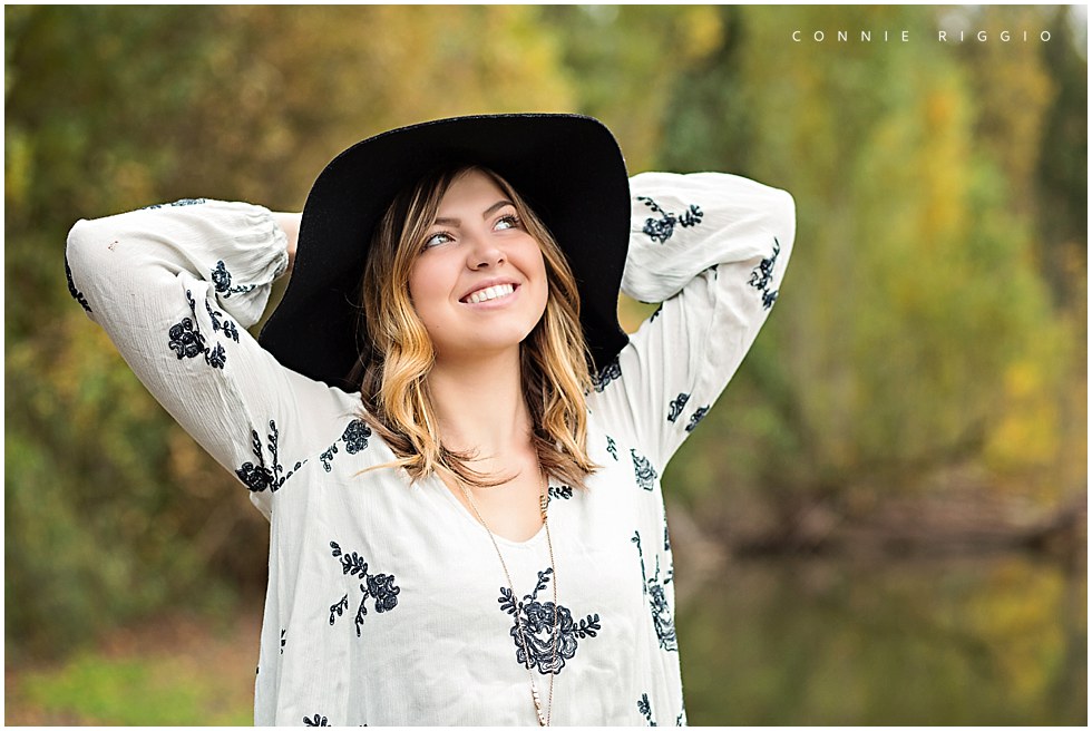 Girl Senior Gig Harbor High School Tacoma Photographer Maren_0007.jpg