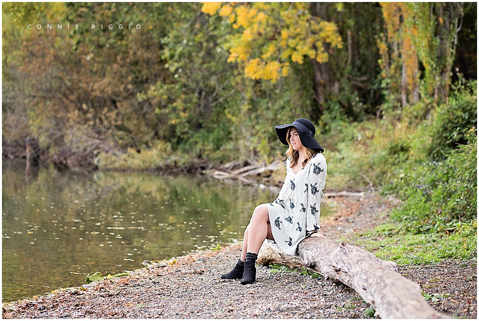 Girl Senior Gig Harbor High School Tacoma Photographer Maren_0009.jpg