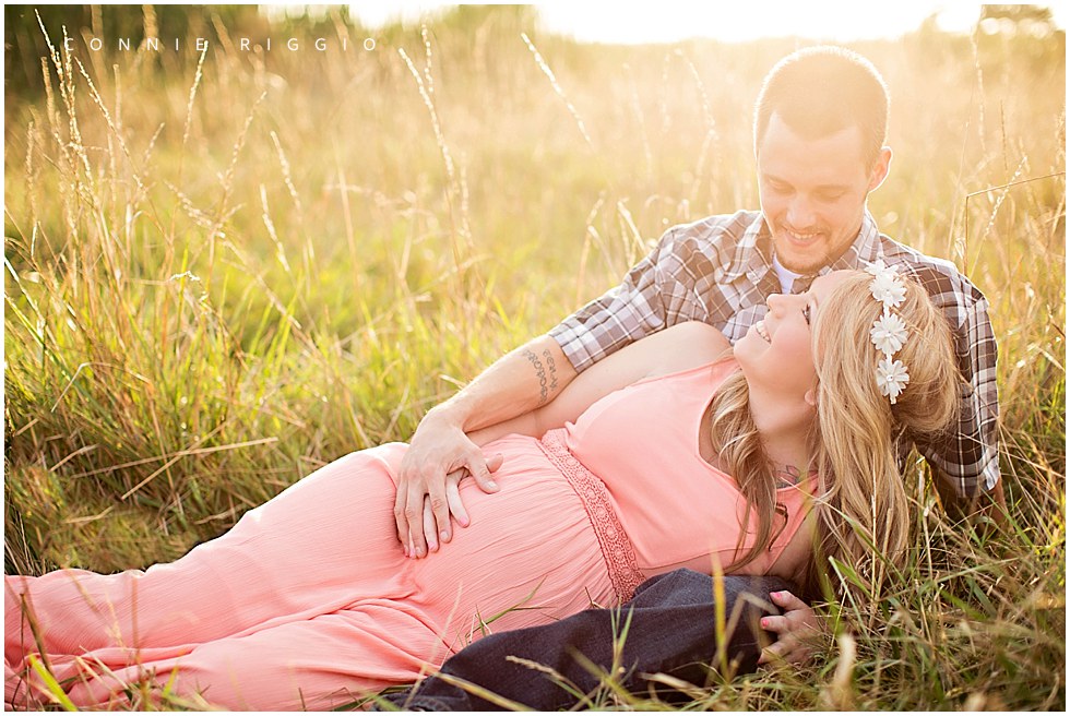 Maternity The Cove Summer Sun Seattle Family Photographer Jenna_0013.jpg