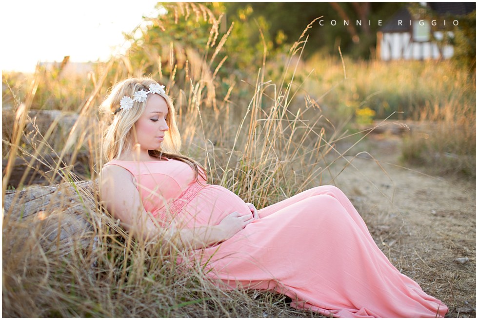 Maternity The Cove Summer Sun Seattle Family Photographer Jenna_0018.jpg