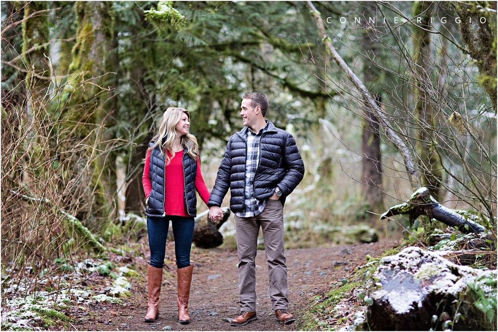 Engagement Tacoma North Bend Winter Photographer Photo Carly_0001.jpg