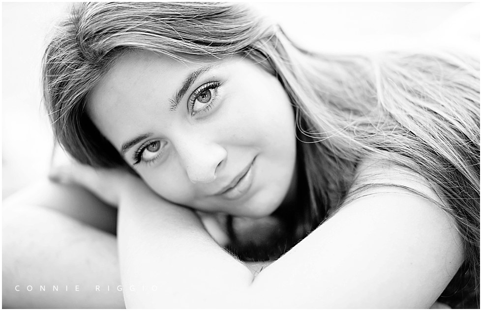 Girl Senior Monroe High School Tacoma Photographer Photo Samantha_0006.jpg