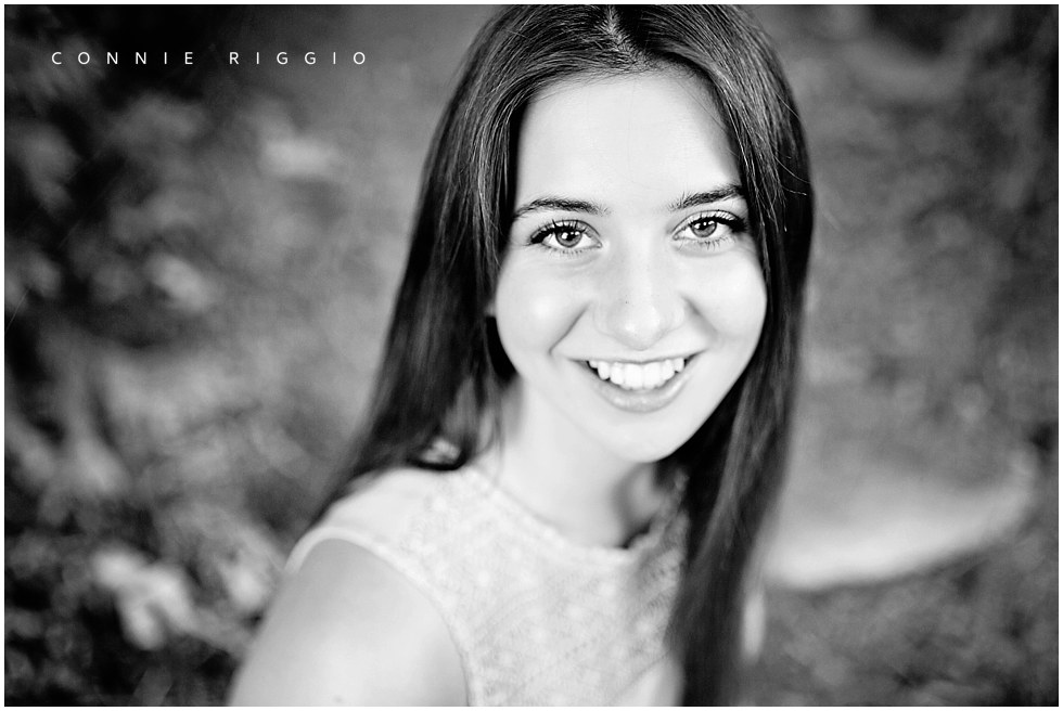 Girl Senior Monroe High School Tacoma Photographer Photo Samantha_0011.jpg