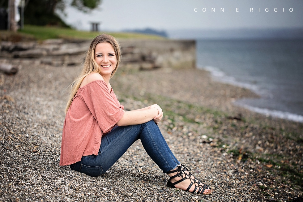 Carolyn Gig Harbor Senior B 2018_0002.jpg